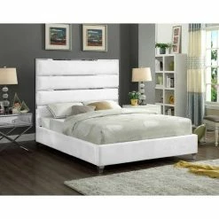 Budget ✔️ King Meridian Furniture Inc Zuma Upholstered Low Profile Bed 👍 -Beds Shop detail2MERI603