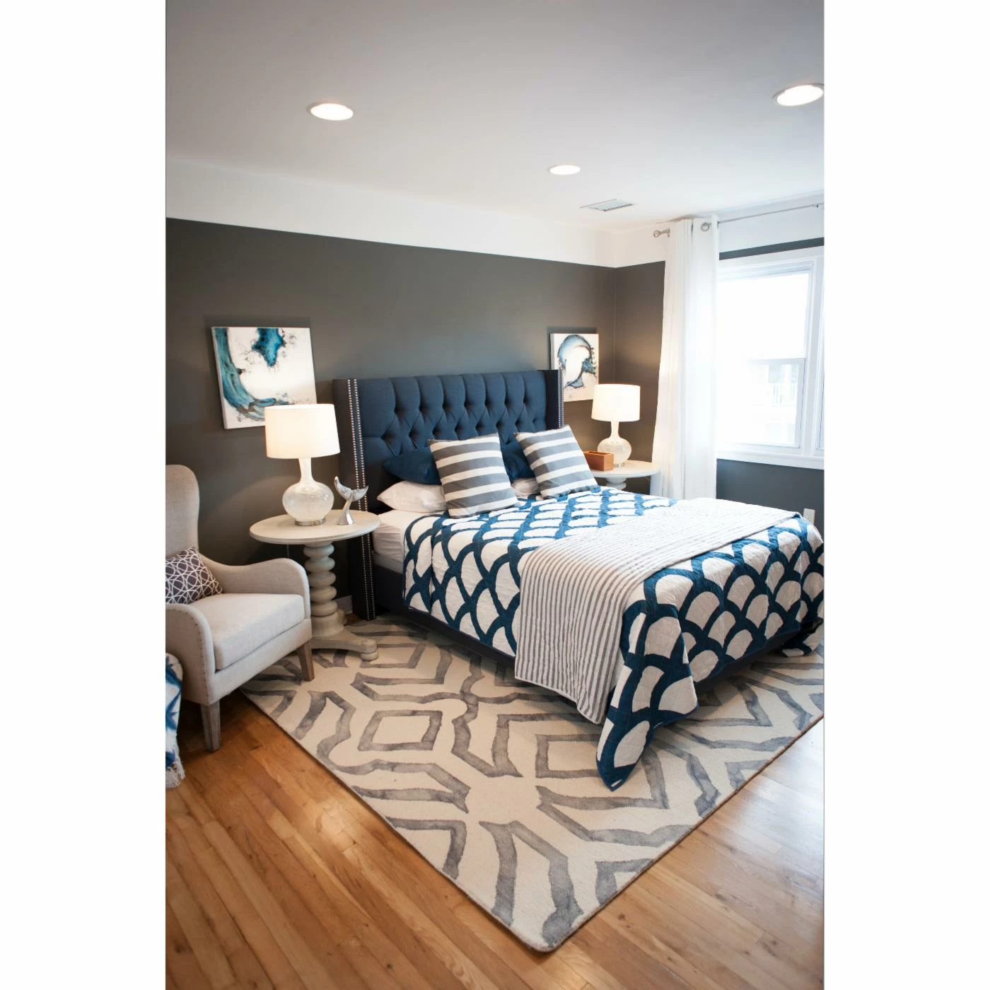 Wholesale π Skyline Furniture California King Diamond Tufted Wingback Linen Upholstered Bed 𧨠6 Wholesale π Skyline Furniture California King Diamond Tufted Wingback Linen Upholstered Bed 𧨠- Image 4