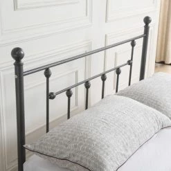 Buy 🛒 Queen Hodedah Imports Metal Spindle Poster Bed 😍 -Beds Shop detail3HODE085