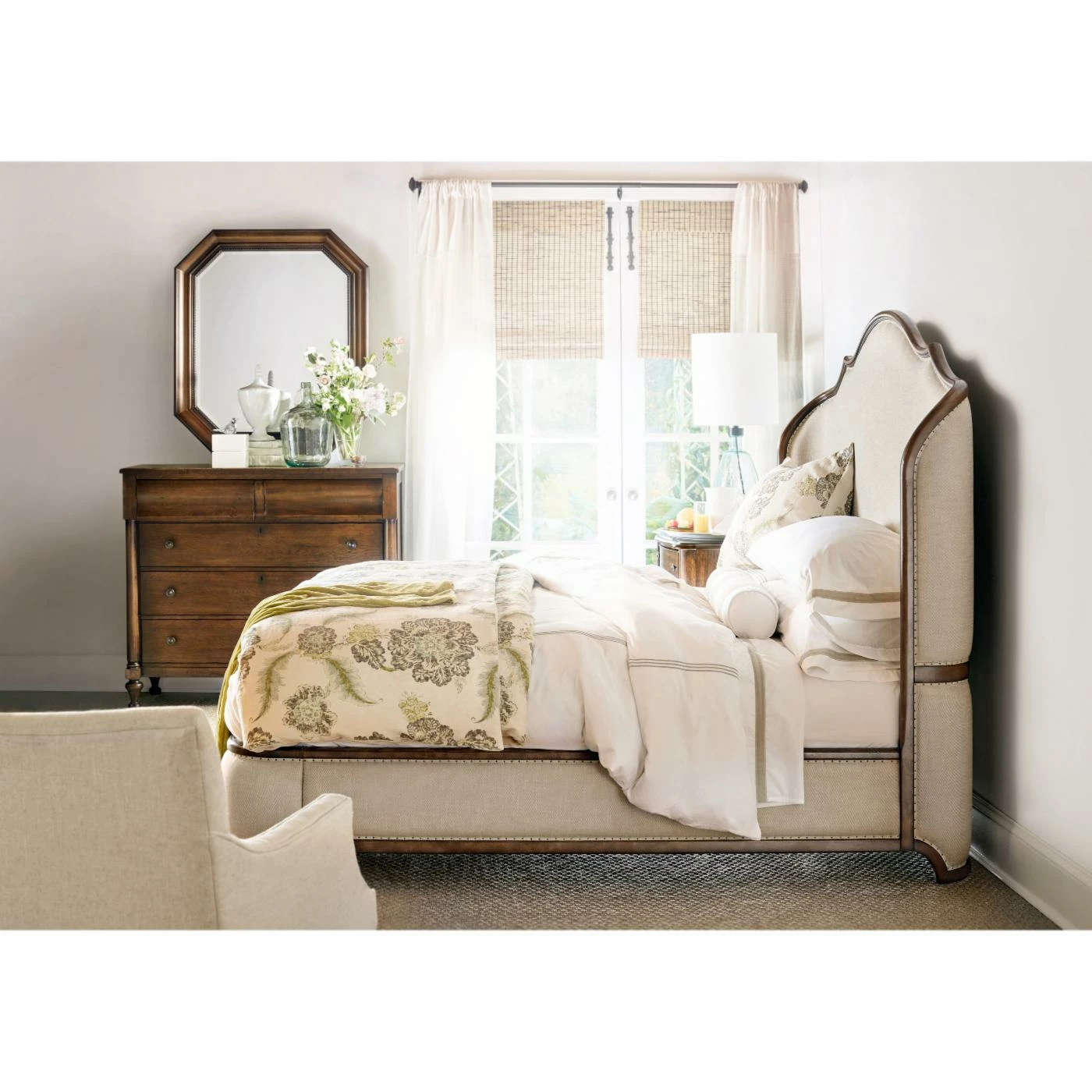 Top 10 π― King Hooker Furniture Archivist Upholstered Shelter Panel Bed π 5 Top 10 π― King Hooker Furniture Archivist Upholstered Shelter Panel Bed π - Image 3