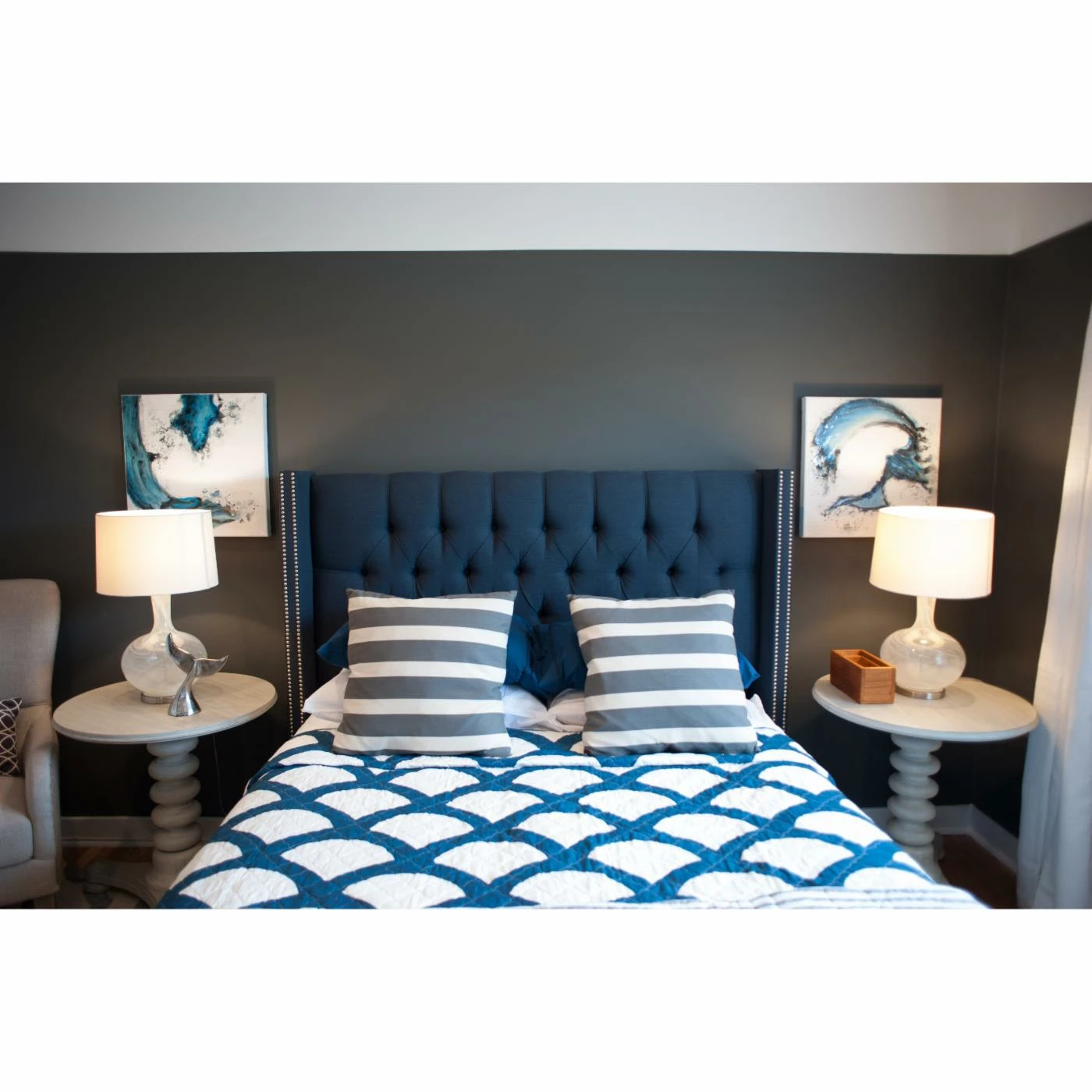 Wholesale π Skyline Furniture California King Diamond Tufted Wingback Linen Upholstered Bed 𧨠5 Wholesale π Skyline Furniture California King Diamond Tufted Wingback Linen Upholstered Bed 𧨠- Image 3