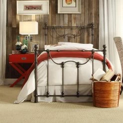 Brand new 🔔 Queen Weston Home Ryde Metal Bed 🌟