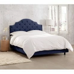 Flash Sale ✨ Skyline Furniture California King Tufted Notched Velvet Upholstered Bed 💯